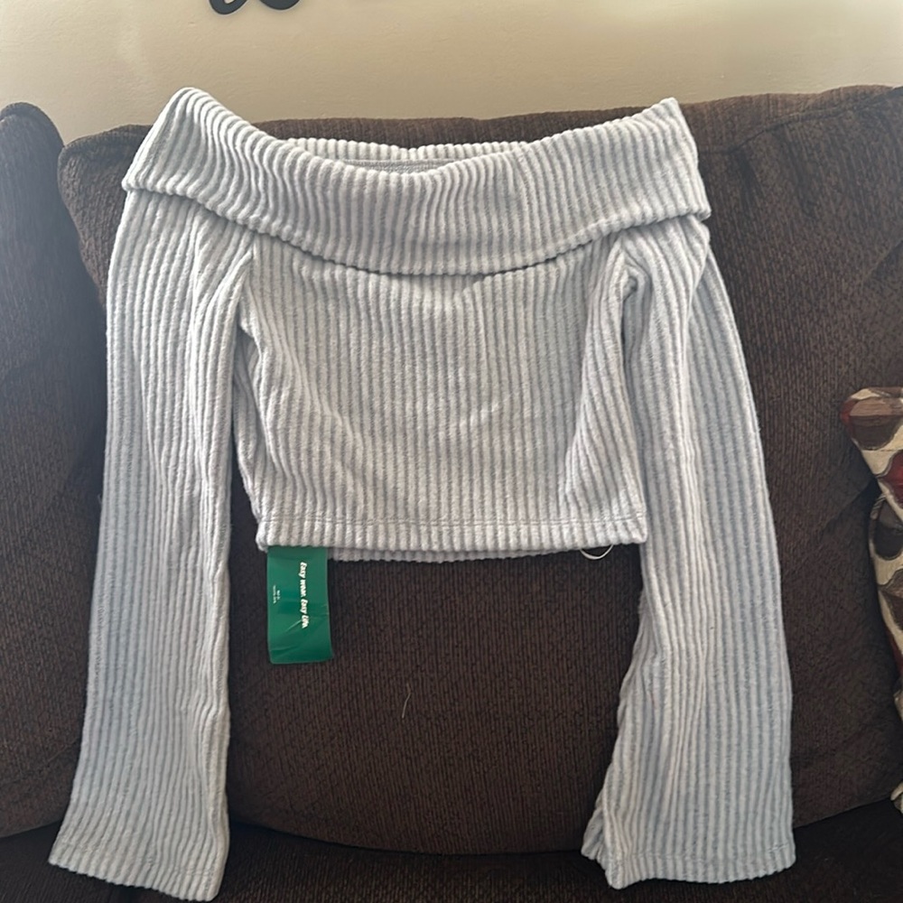 Brand New Shein Short Velvet Crush Shirt.